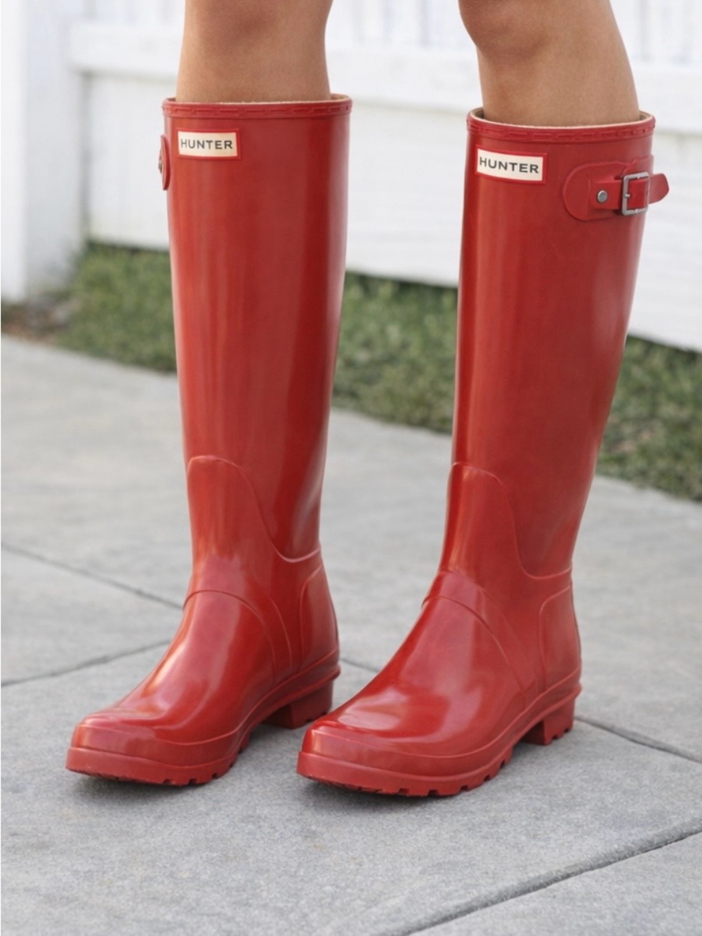 Hunter Tall Gloss Red Waterproof Rain Boots with Adjustable Buckle Size 9M 10 F